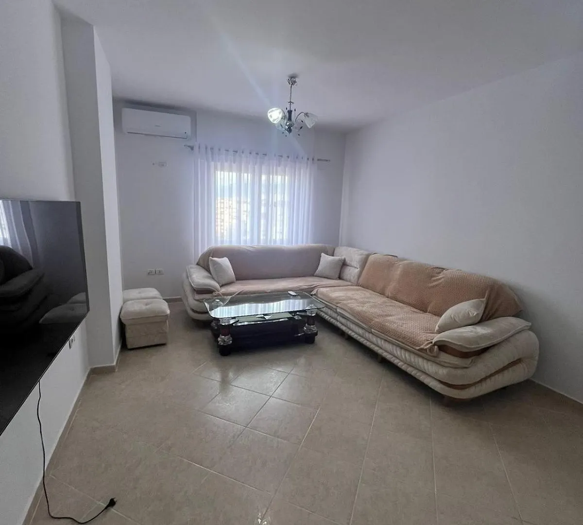 Apartment Tirana 0*,  Albania